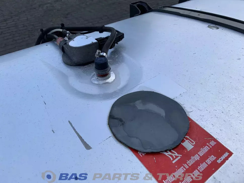 Scania Brandstoftank Scania 600 Liter 1790948 - Kraftstofftank für LKW: das Bild 5 Scania Brandstoftank Scania 600 Liter 1790948 - Kraftstofftank für LKW: das Bild 5