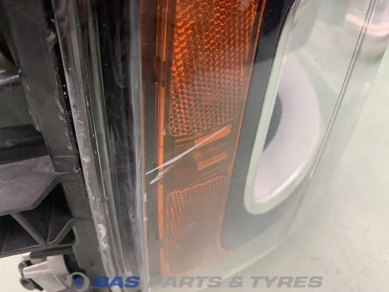 Scania Koplamp Rechts 2674391 - Hauptscheinwerfer für LKW: das Bild 2 Scania Koplamp Rechts 2674391 - Hauptscheinwerfer für LKW: das Bild 2