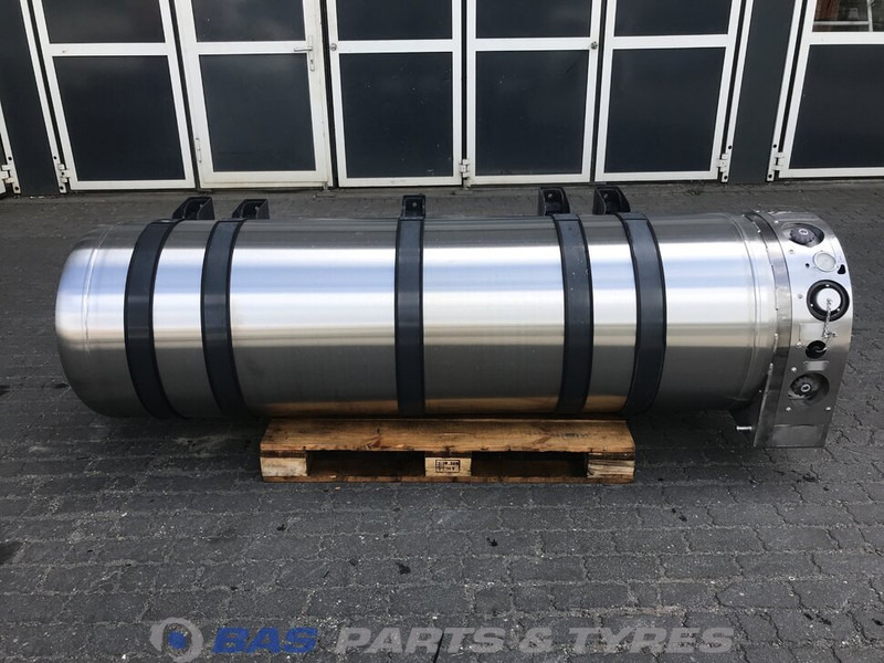 Scania - Kraftstofftank für LKW: das Bild 1 Scania - Kraftstofftank für LKW: das Bild 1