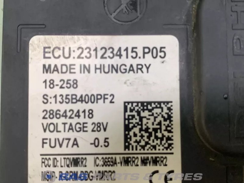 Volvo Afstandssensor Volvo 23123415 - Lichter/ Leuchten für LKW: das Bild 3 Volvo Afstandssensor Volvo 23123415 - Lichter/ Leuchten für LKW: das Bild 3