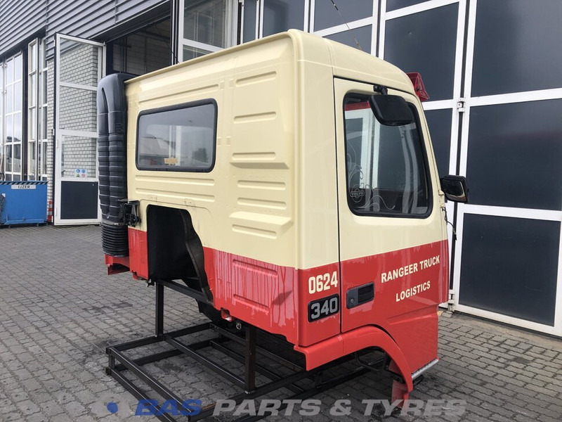 Volvo FM1 Volvo Day Cab L1EH1 3092053 - Fahrerhaus und Interieur für LKW: das Bild 4 Volvo FM1 Volvo Day Cab L1EH1 3092053 - Fahrerhaus und Interieur für LKW: das Bild 4