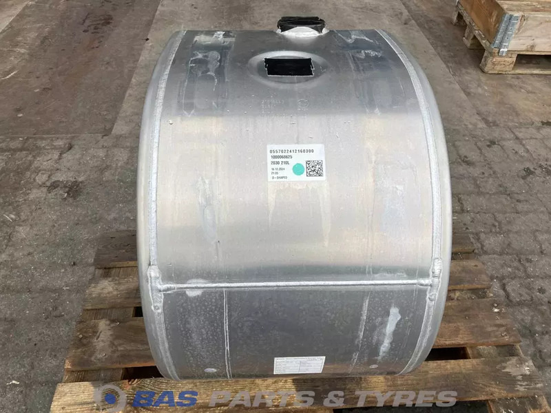 Volvo - Kraftstofftank für LKW: das Bild 3 Volvo - Kraftstofftank für LKW: das Bild 3