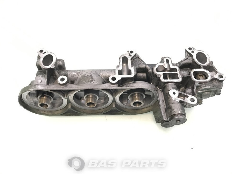 Volvo Oliefilterhuis Volvo 20586031 - Ölfilter für LKW: das Bild 3 Volvo Oliefilterhuis Volvo 20586031 - Ölfilter für LKW: das Bild 3