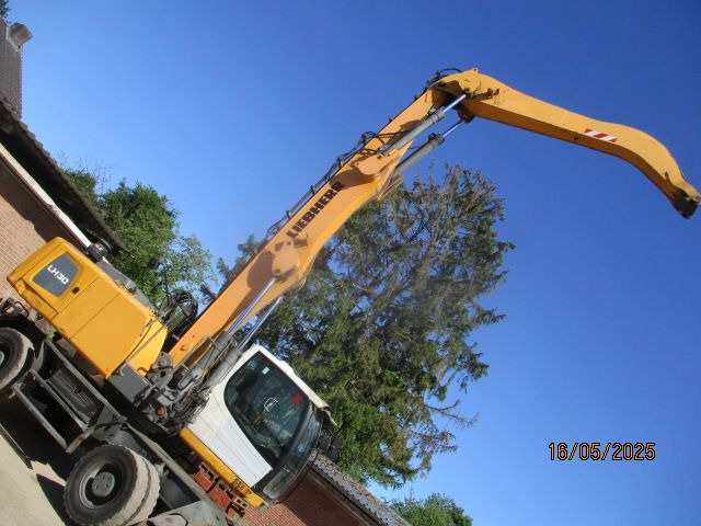 LIEBHERR LH30 M - Umschlagbagger: das Bild 1 LIEBHERR LH30 M - Umschlagbagger: das Bild 1