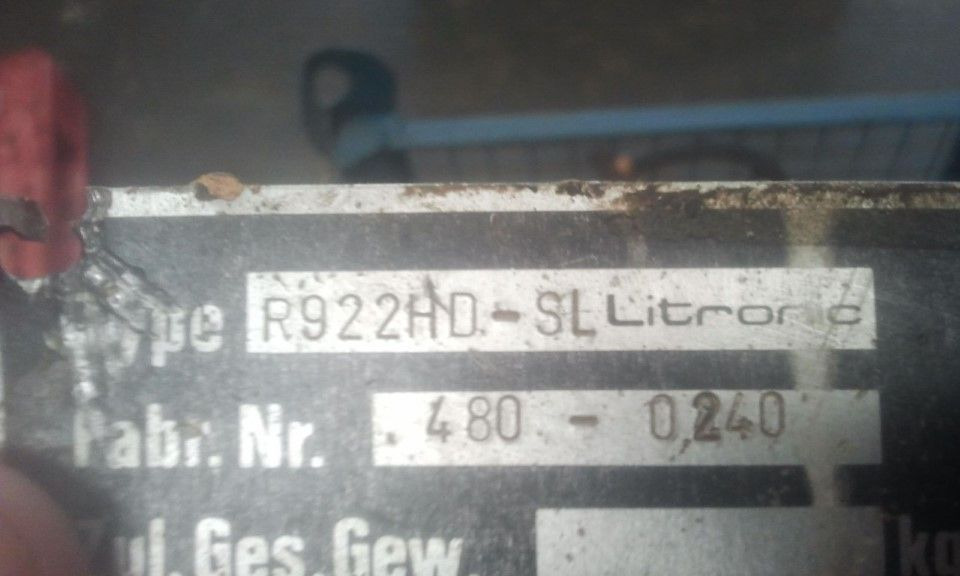 LIEBHERR R922LI S/N: 480-0240 - Kettenbagger: das Bild 4 LIEBHERR R922LI S/N: 480-0240 - Kettenbagger: das Bild 4