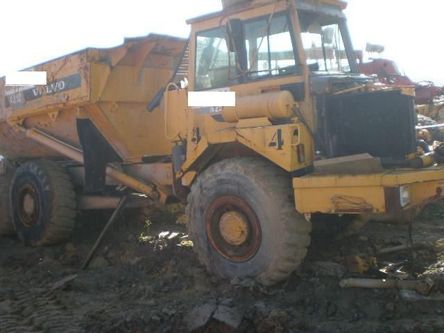 VOLVO A25C S/N: 12019 (1998) Y S/N: 12026 (1999) - Knickgelenkter Dumper: das Bild 1 VOLVO A25C S/N: 12019 (1998) Y S/N: 12026 (1999) - Knickgelenkter Dumper: das Bild 1