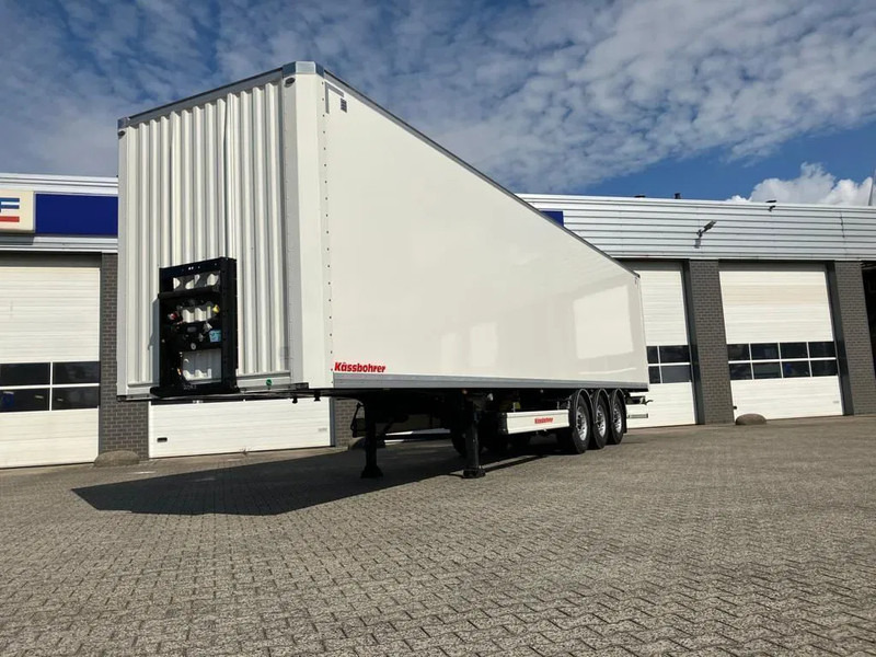 Kässbohrer SBT / 20 - 12 / 27 - Gesloten oplegger met 2x liftassen - Koffer Auflieger: das Bild 3 Kässbohrer SBT / 20 - 12 / 27 - Gesloten oplegger met 2x liftassen - Koffer Auflieger: das Bild 3