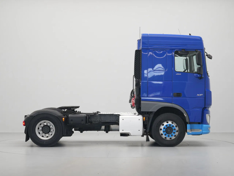 DAF XF 450 FT, Space Cab, PTO, New Tacho 7 Stuks op Voorraad - Sattelzugmaschine: das Bild 5 DAF XF 450 FT, Space Cab, PTO, New Tacho 7 Stuks op Voorraad - Sattelzugmaschine: das Bild 5