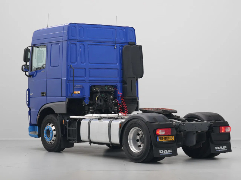 DAF XF 450 FT Space Cab, PTO - Sattelzugmaschine: das Bild 4 DAF XF 450 FT Space Cab, PTO - Sattelzugmaschine: das Bild 4