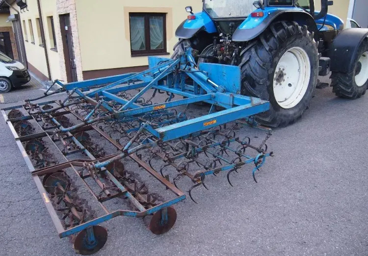 Agregat uprawowy Rabe Werk szerokość robocza 4,7m - Technik für Bodenbearbeitung: das Bild 1 Agregat uprawowy Rabe Werk szerokość robocza 4,7m - Technik für Bodenbearbeitung: das Bild 1