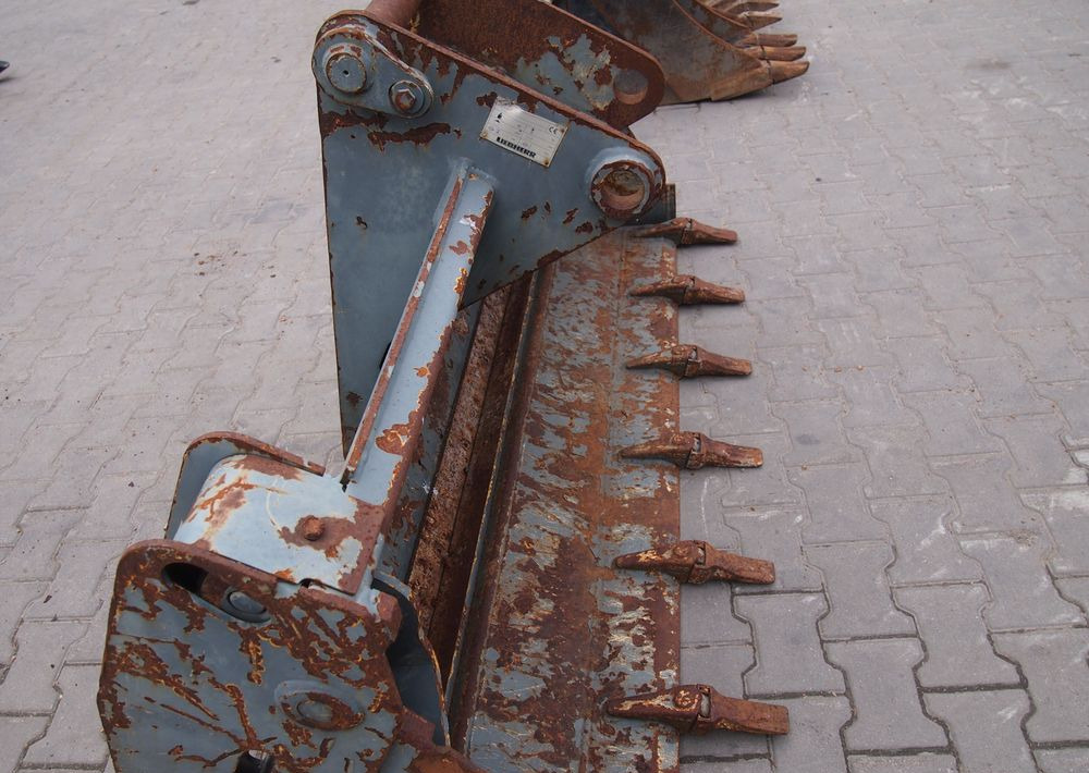 Wyposażenie Liebherr Liebherr 190 Łyżka Liebherr 3W1 - Anbauteil: das Bild 4 Wyposażenie Liebherr Liebherr 190 Łyżka Liebherr 3W1 - Anbauteil: das Bild 4