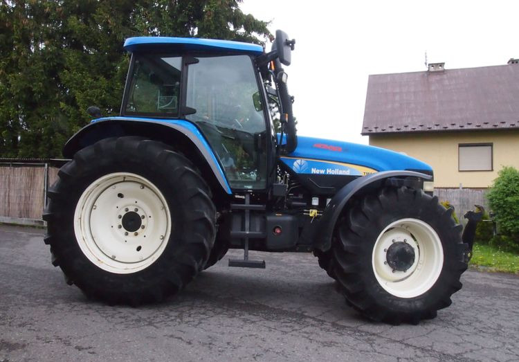 Ciągnik New Holland TM 140 2004 Przedni TUZ - Traktor: das Bild 4 Ciągnik New Holland TM 140 2004 Przedni TUZ - Traktor: das Bild 4