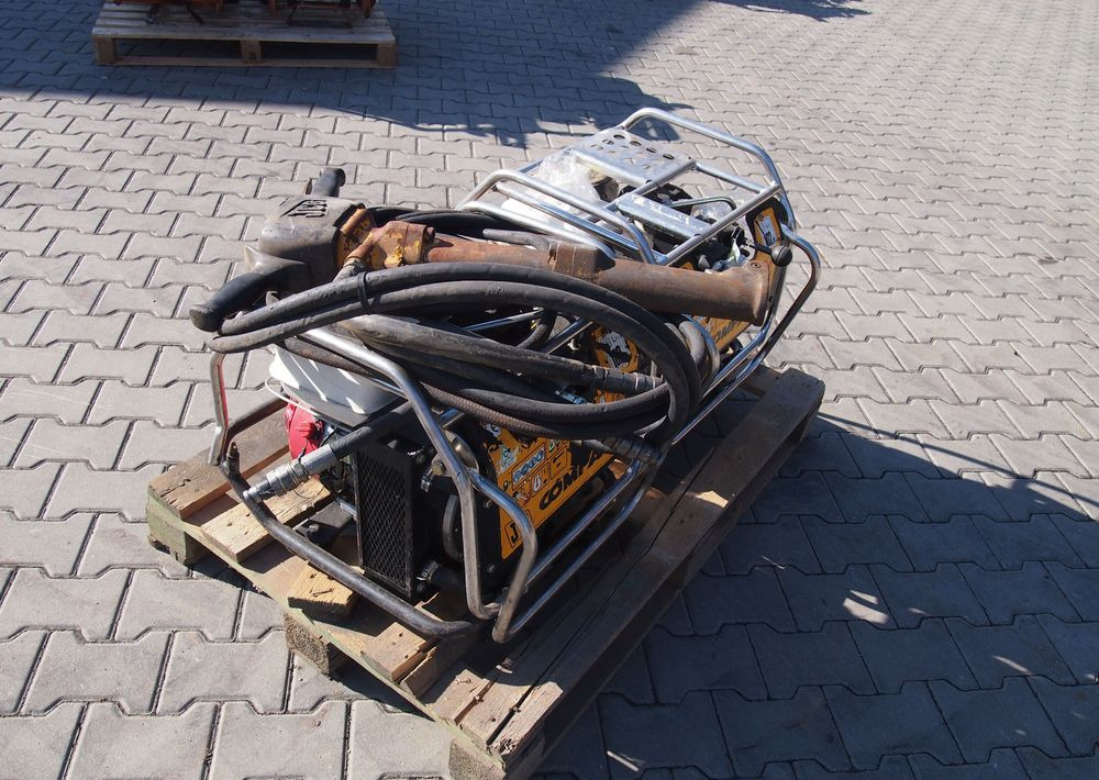 Młot hydraulczny wyburzeniowy JCB COMPACT 2010 Agregat hydrauliczny do młota wyburzeniowego JCB - Baugeräte: das Bild 2 Młot hydraulczny wyburzeniowy JCB COMPACT 2010 Agregat hydrauliczny do młota wyburzeniowego JCB - Baugeräte: das Bild 2