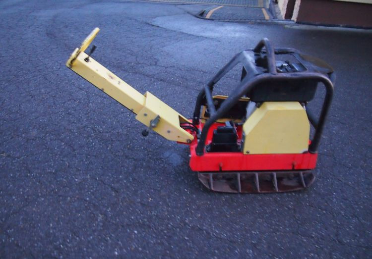 Ubijarka Dynapac Dynapac lg500 2010 Zagęszczarka Dynapac LG500 - Rüttelplatte: das Bild 3 Ubijarka Dynapac Dynapac lg500 2010 Zagęszczarka Dynapac LG500 - Rüttelplatte: das Bild 3