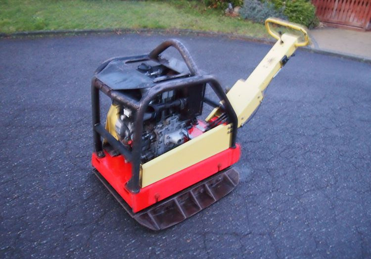 Ubijarka Dynapac Dynapac lg500 2010 Zagęszczarka Dynapac LG500 - Rüttelplatte: das Bild 1 Ubijarka Dynapac Dynapac lg500 2010 Zagęszczarka Dynapac LG500 - Rüttelplatte: das Bild 1