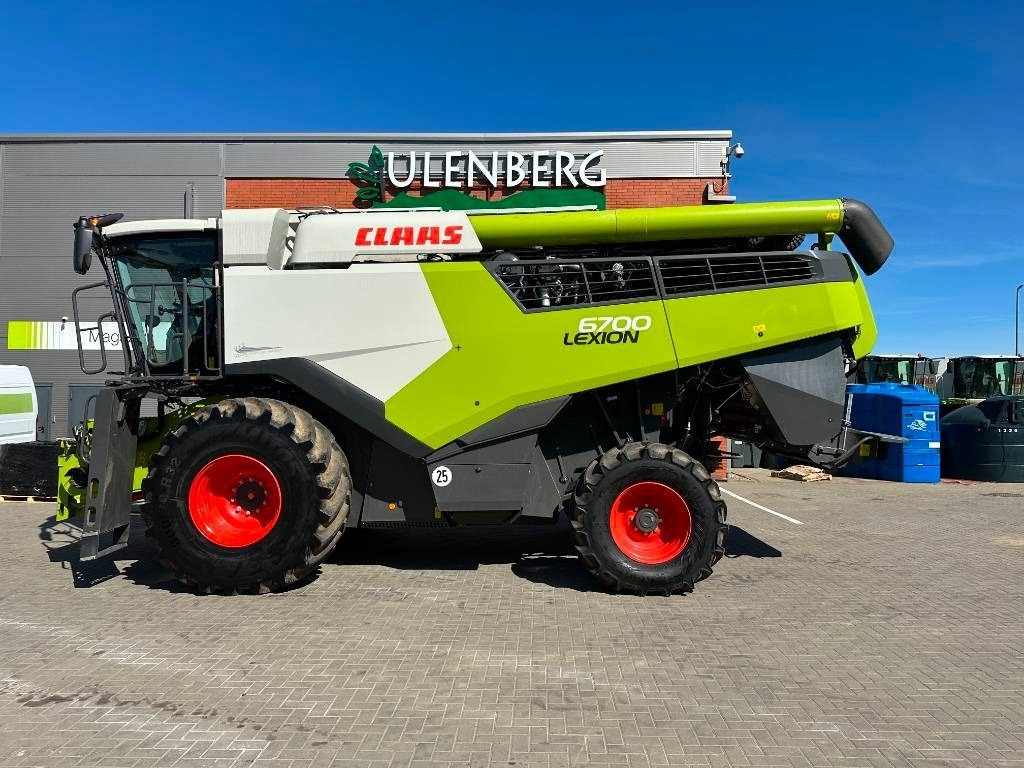 Claas Lexion 6700 - Mähdrescher: das Bild 4 Claas Lexion 6700 - Mähdrescher: das Bild 4