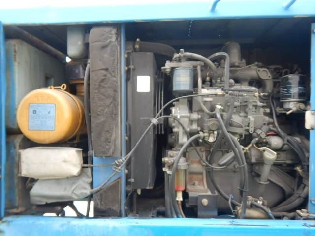 Aichi SP21AJ - Teleskopbühne: das Bild 5 Aichi SP21AJ - Teleskopbühne: das Bild 5