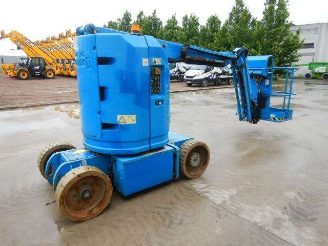 Genie Z30-20N - Gelenkarmbühne: das Bild 4 Genie Z30-20N - Gelenkarmbühne: das Bild 4