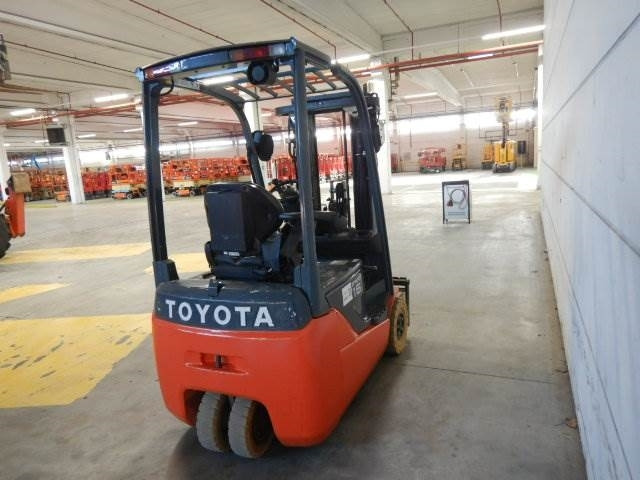 Toyota 8FBEK16T - Elektrostapler: das Bild 4 Toyota 8FBEK16T - Elektrostapler: das Bild 4