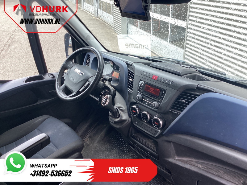 Iveco Daily 35S18V 3.0 180 pk ZF Aut. L2H2 352 EXPORT ONLY 3.5t Trekverm./ Gev.stoel/ Climate/ Camera/ Cruise/ Trekhaak - Kastenwagen: das Bild 3 Iveco Daily 35S18V 3.0 180 pk ZF Aut. L2H2 352 EXPORT ONLY 3.5t Trekverm./ Gev.stoel/ Climate/ Camera/ Cruise/ Trekhaak - Kastenwagen: das Bild 3