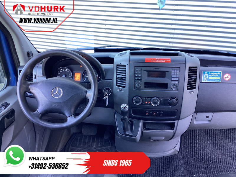 Mercedes-Benz Sprinter 213 2.2 CDI Aut. L2H2 €11.979,- Incl. BTW BPM VRIJ! EXPORT ONLY Rijdt Goed/ Combi/ 9 Persoons/ Kombi/ 9P/ Airco - Kleinbus, Personentransporter: das Bild 3 Mercedes-Benz Sprinter 213 2.2 CDI Aut. L2H2 €11.979,- Incl. BTW BPM VRIJ! EXPORT ONLY Rijdt Goed/ Combi/ 9 Persoons/ Kombi/ 9P/ Airco - Kleinbus, Personentransporter: das Bild 3