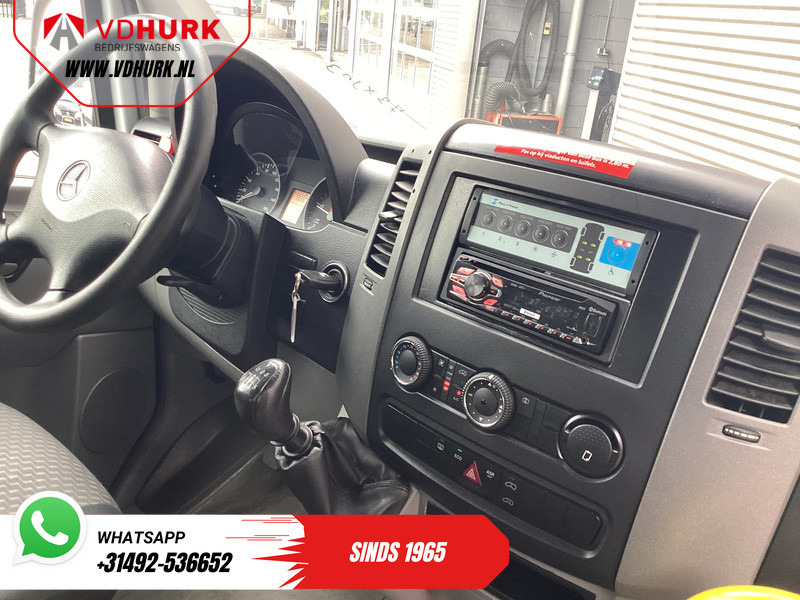 Mercedes-Benz Sprinter 313 2.2 CDI L2H2 €9.922 Incl. BTW BPM VRIJ! EXPORT ONLY Combi/ 9 Persoons/ Kombi/ 9P/ Airco/ Rolstoellift - Kleinbus, Personentransporter: das Bild 3 Mercedes-Benz Sprinter 313 2.2 CDI L2H2 €9.922 Incl. BTW BPM VRIJ! EXPORT ONLY Combi/ 9 Persoons/ Kombi/ 9P/ Airco/ Rolstoellift - Kleinbus, Personentransporter: das Bild 3