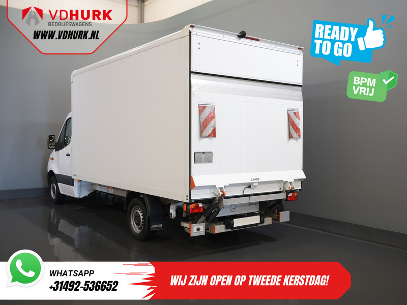 Mercedes-Benz Sprinter 317 1.9 CDI BPM VRIJ! 445x211x225/ Dhollandia Laadklep/ CarPlay/ Stoelverw./ Navi/ Airco/ Camera/ Cruise - Koffer Transporter: das Bild 2 Mercedes-Benz Sprinter 317 1.9 CDI BPM VRIJ! 445x211x225/ Dhollandia Laadklep/ CarPlay/ Stoelverw./ Navi/ Airco/ Camera/ Cruise - Koffer Transporter: das Bild 2