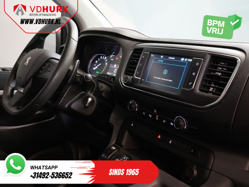 Peugeot Expert 2.0 HDI 180 pk Aut. DC Dubbel Cabine (DEMO) BPM VRIJ! NL Auto/ 18" LMV/ Carplay/ Camera/ Navi/ PDC/ Spoiler/ Trekhaak - Kleintransporter, Transporter mit Doppelkabine: das Bild 3 Peugeot Expert 2.0 HDI 180 pk Aut. DC Dubbel Cabine (DEMO) BPM VRIJ! NL Auto/ 18" LMV/ Carplay/ Camera/ Navi/ PDC/ Spoiler/ Trekhaak - Kleintransporter, Transporter mit Doppelkabine: das Bild 3