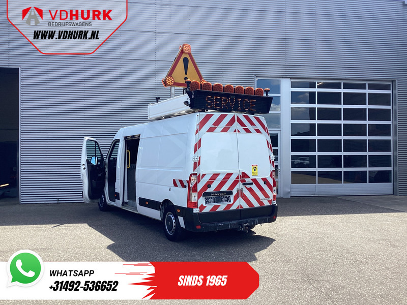 Renault Master 2.3 dCi 145 PK L3H2 EXPORT ONLY Chevron/ Safety/ Airco/ Cruise/ Camera /Service Vehicle/ Trekhaak - Kastenwagen: das Bild 2 Renault Master 2.3 dCi 145 PK L3H2 EXPORT ONLY Chevron/ Safety/ Airco/ Cruise/ Camera /Service Vehicle/ Trekhaak - Kastenwagen: das Bild 2