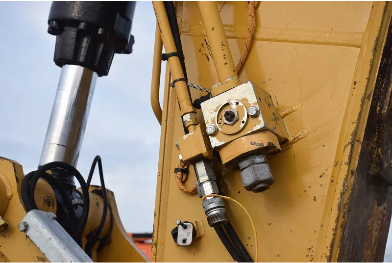 Kettenbagger Caterpillar 323E-stock id2: das Bild 12 Kettenbagger Caterpillar 323E-stock id2: das Bild 12