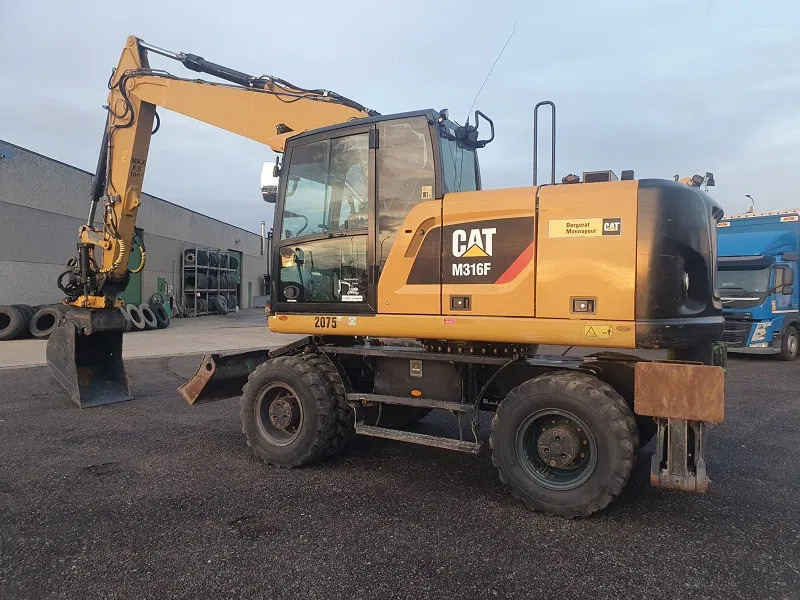 Caterpillar M316F - Mobilbagger: das Bild 5 Caterpillar M316F - Mobilbagger: das Bild 5