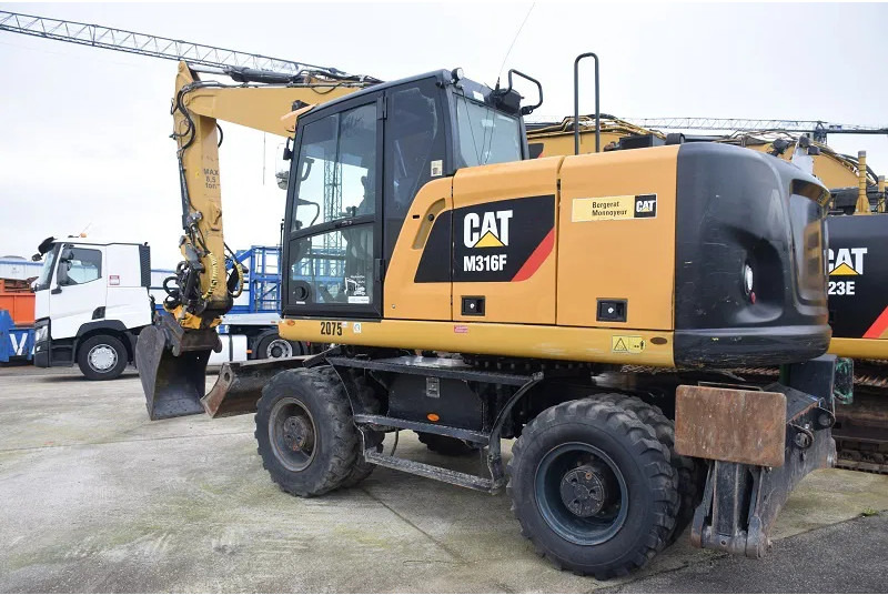 Caterpillar M316F - Mobilbagger: das Bild 2 Caterpillar M316F - Mobilbagger: das Bild 2