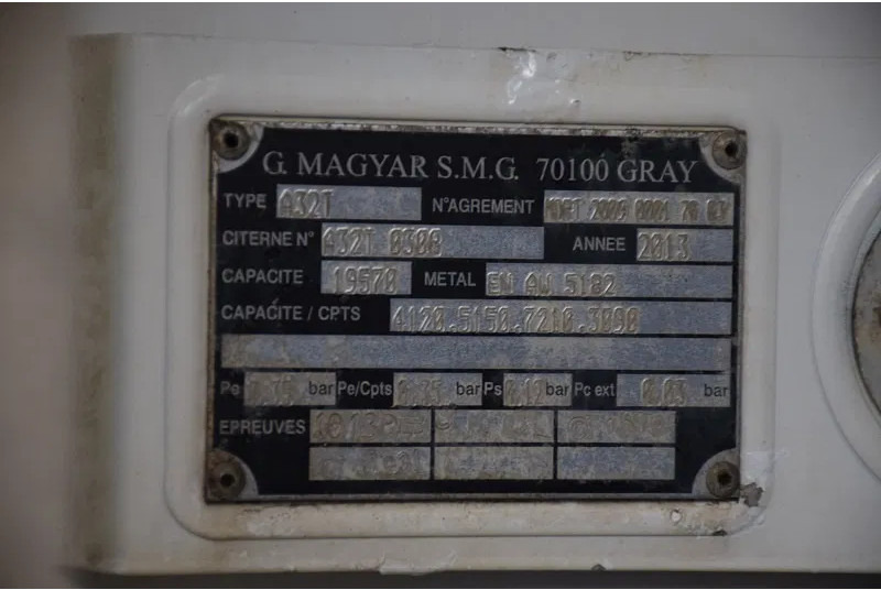 Tankwagen MAN TGM 26.340: das Bild 13