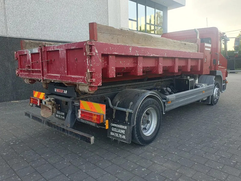 Mercedes-Benz Atego 1224 - Abrollkipper: das Bild 5 Mercedes-Benz Atego 1224 - Abrollkipper: das Bild 5