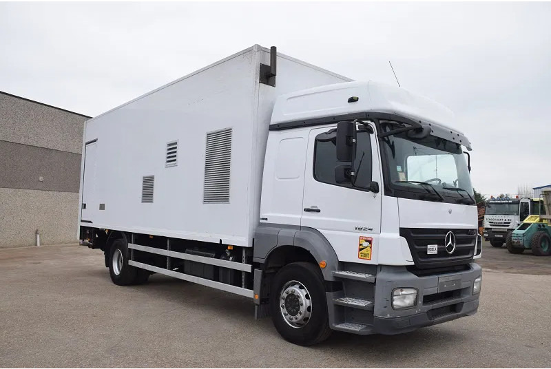 Mercedes-Benz Axor 1824 - Koffer LKW: das Bild 4 Mercedes-Benz Axor 1824 - Koffer LKW: das Bild 4