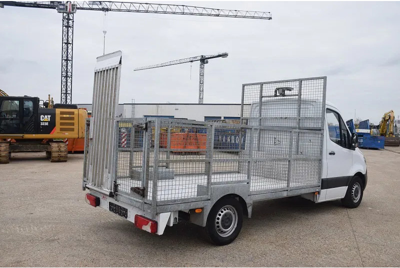 Mercedes-Benz Sprinter 316 - Pritsche Transporter: das Bild 5 Mercedes-Benz Sprinter 316 - Pritsche Transporter: das Bild 5