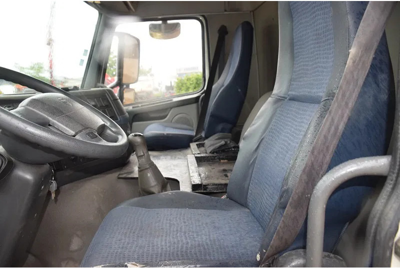 Sattelzugmaschine Volvo FM 9.300: das Bild 11