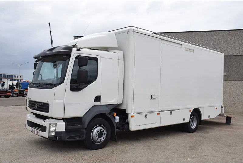 Volvo FL 240 - Koffer LKW: das Bild 1 Volvo FL 240 - Koffer LKW: das Bild 1