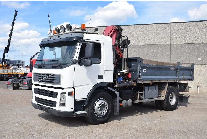 Volvo FM 340 - Kipper: das Bild 3 Volvo FM 340 - Kipper: das Bild 3