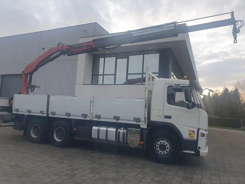 Volvo FM 400 - Autokran: das Bild 2 Volvo FM 400 - Autokran: das Bild 2