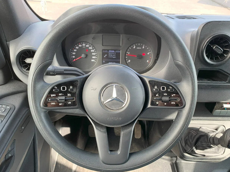 Mercedes-Benz Sprinter 317 CDI*NEW XARIOS 350*L2H2*360°CAMERA*TEMPOMAT*NAVIGATIE* - Kühltransporter: das Bild 5 Mercedes-Benz Sprinter 317 CDI*NEW XARIOS 350*L2H2*360°CAMERA*TEMPOMAT*NAVIGATIE* - Kühltransporter: das Bild 5