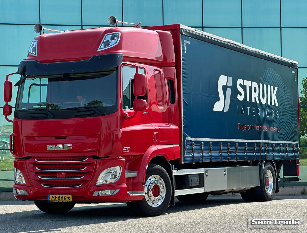 DAF CF 290 FA Space CAB Hardhouten Vloer 2500 KG Klep Nieuw Staat - Koffer LKW: das Bild 1 DAF CF 290 FA Space CAB Hardhouten Vloer 2500 KG Klep Nieuw Staat - Koffer LKW: das Bild 1