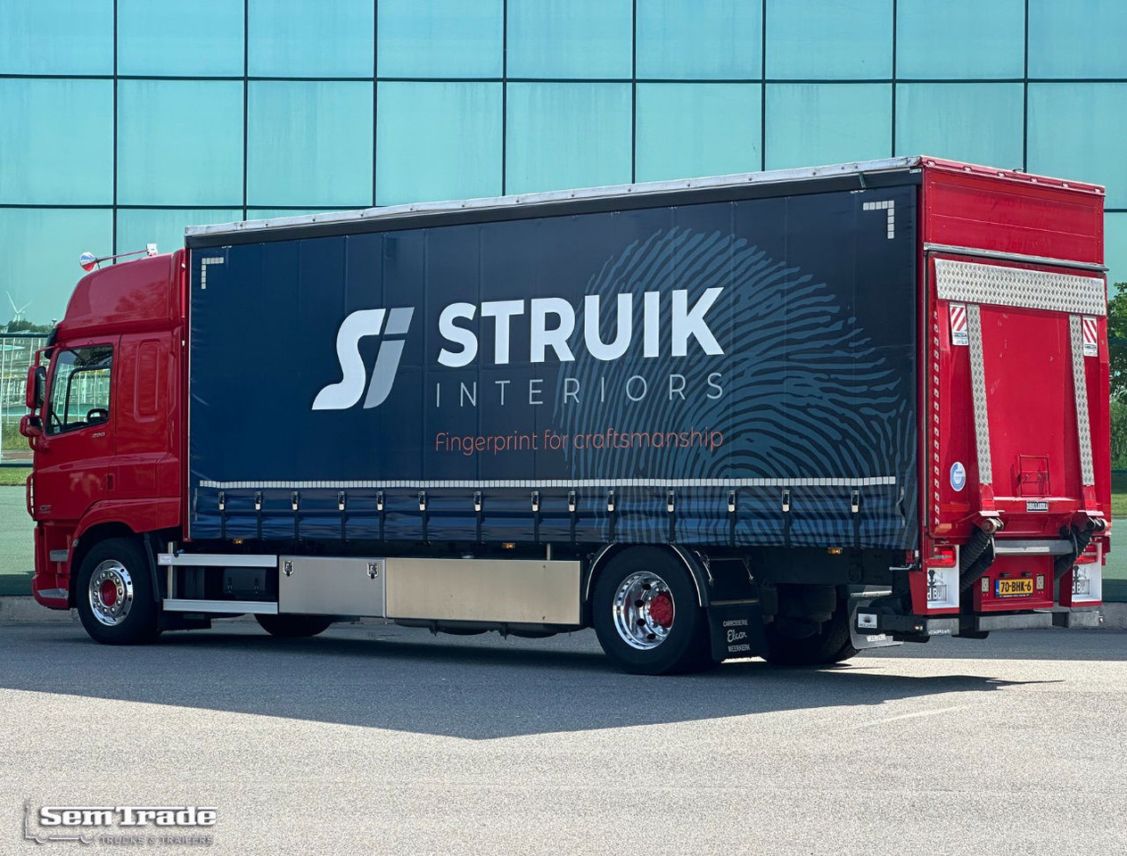 DAF CF 290 FA Space CAB Hardhouten Vloer 2500 KG Klep Nieuw Staat - Koffer LKW: das Bild 3 DAF CF 290 FA Space CAB Hardhouten Vloer 2500 KG Klep Nieuw Staat - Koffer LKW: das Bild 3