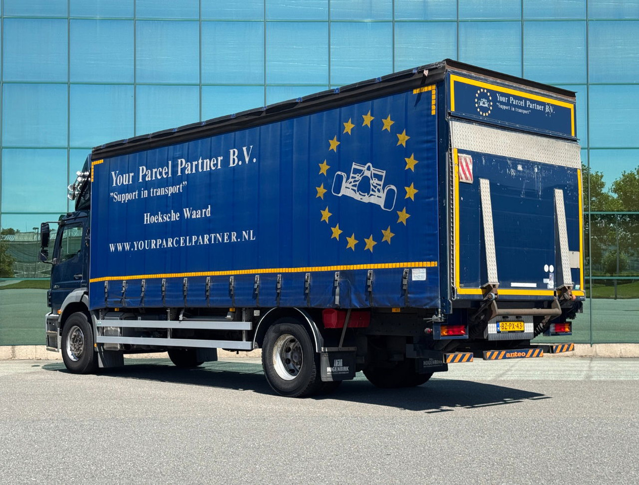Mercedes-Benz Axor 1824 Euro 5 694.000 KM Curtain Side Door Tail Lift NEW Tacho TOP Condition NL Truck - Plane LKW: das Bild 3 Mercedes-Benz Axor 1824 Euro 5 694.000 KM Curtain Side Door Tail Lift NEW Tacho TOP Condition NL Truck - Plane LKW: das Bild 3