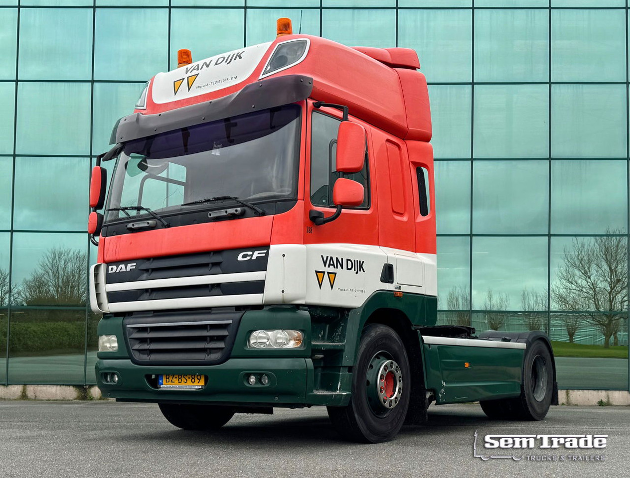 DAF CF 85.460 Only 229.800 KM Retarder - Intarder 2x Tanks Tires 90 NL Truck - Sattelzugmaschine: das Bild 1 DAF CF 85.460 Only 229.800 KM Retarder - Intarder 2x Tanks Tires 90 NL Truck - Sattelzugmaschine: das Bild 1