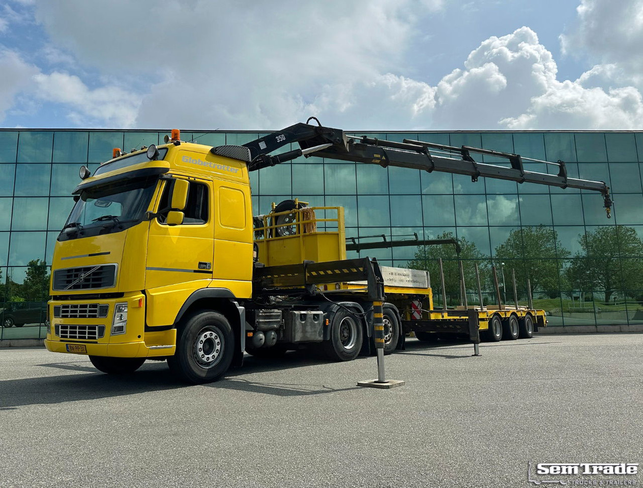 Volvo FH 12.460 Manual Gear 6X2 Euro 3 Only 493.000 KM Hiab 350 - 5 With Nootebo - Sattelzugmaschine: das Bild 1 Volvo FH 12.460 Manual Gear 6X2 Euro 3 Only 493.000 KM Hiab 350 - 5 With Nootebo - Sattelzugmaschine: das Bild 1