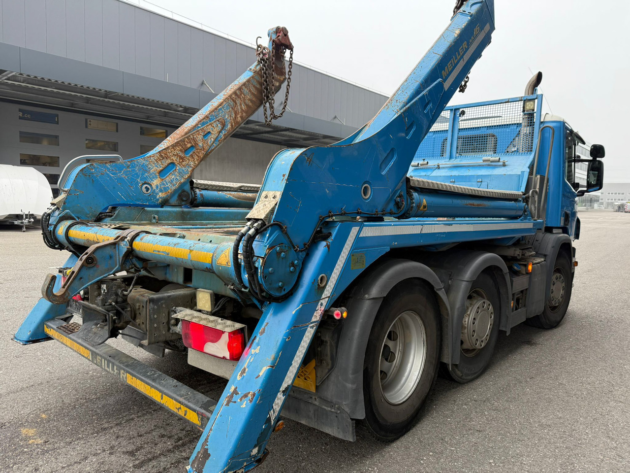 SCANIA P450 6x2 + AK16N TC - Absetzkipper: das Bild 4 SCANIA P450 6x2 + AK16N TC - Absetzkipper: das Bild 4