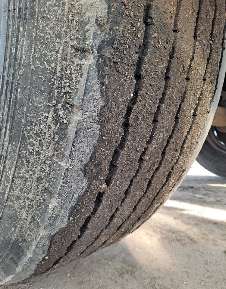 Krone Przyczepa KRONE Budowlanka - Pritschenanhänger/ Plattformanhänger: das Bild 4 Krone Przyczepa KRONE Budowlanka - Pritschenanhänger/ Plattformanhänger: das Bild 4