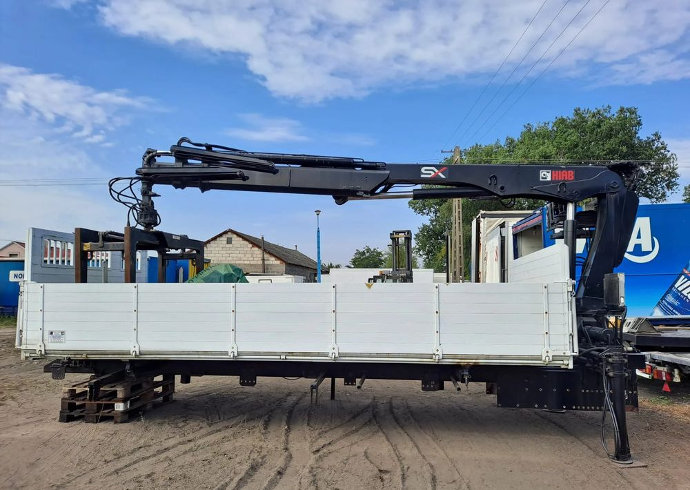 Mercedes-Benz Urządzenie dźwigowe HIAB XS122 - Kipper: das Bild 1 Mercedes-Benz Urządzenie dźwigowe HIAB XS122 - Kipper: das Bild 1