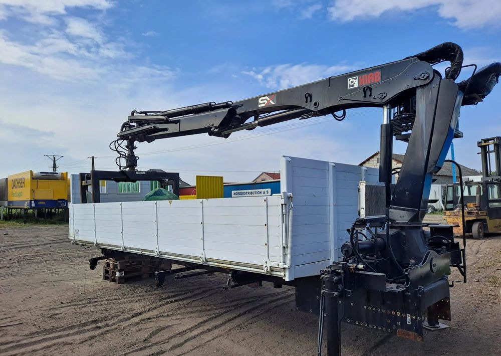 Mercedes-Benz Urządzenie dźwigowe HIAB XS122 - Kipper: das Bild 2 Mercedes-Benz Urządzenie dźwigowe HIAB XS122 - Kipper: das Bild 2